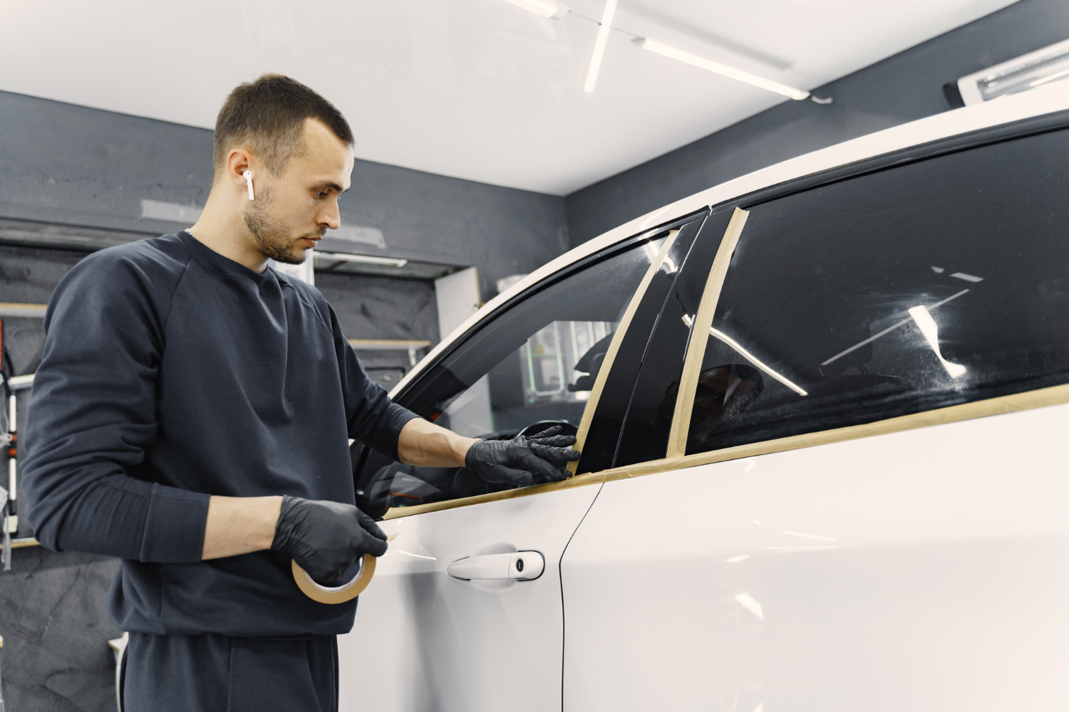 How Long Does Car Glass Tinting Last, and How Can You Maximize Its Durability?