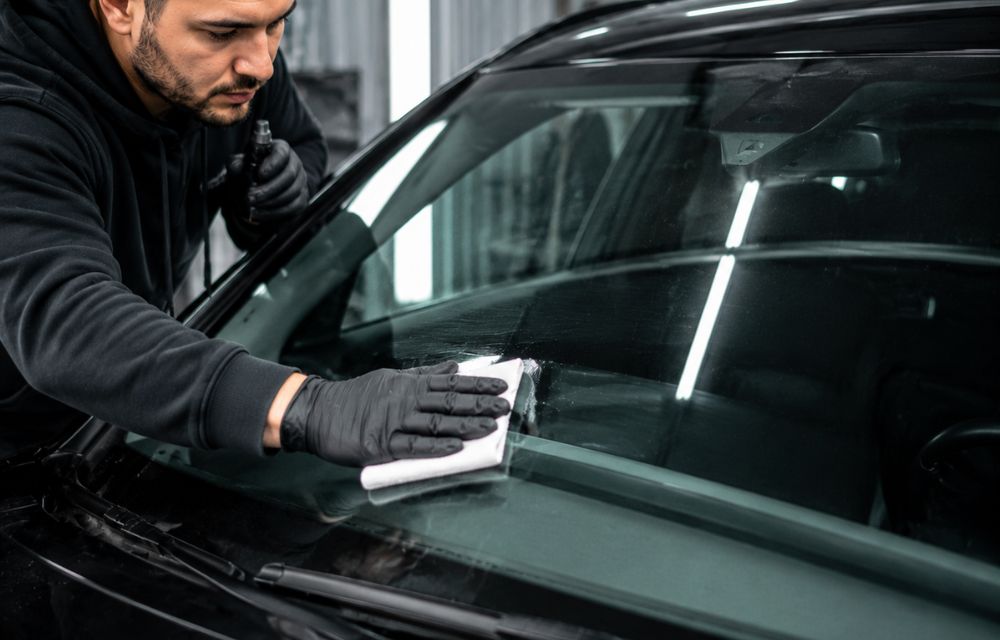 Common Mistakes People Make While Cleaning Car Glass