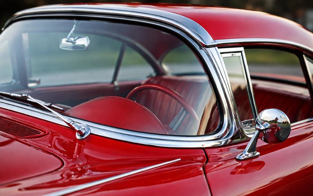 How Does Classic Car Glass Affect Structural Integrity and Safety?