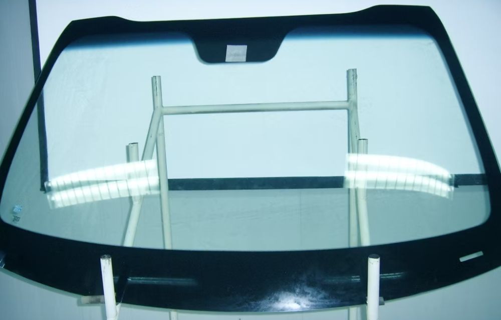 When Should You Replace Laminated Automotive Glass in Your Vehicle?